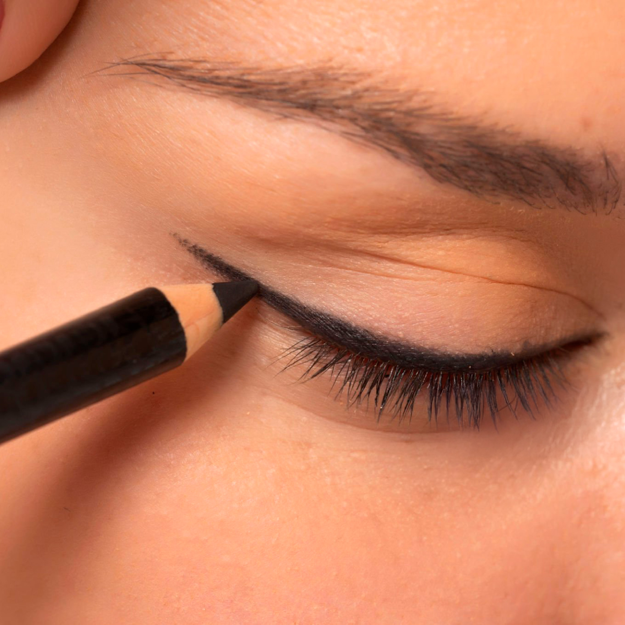 PLEASANTLY  SOFT EYELINER - Imagen 3